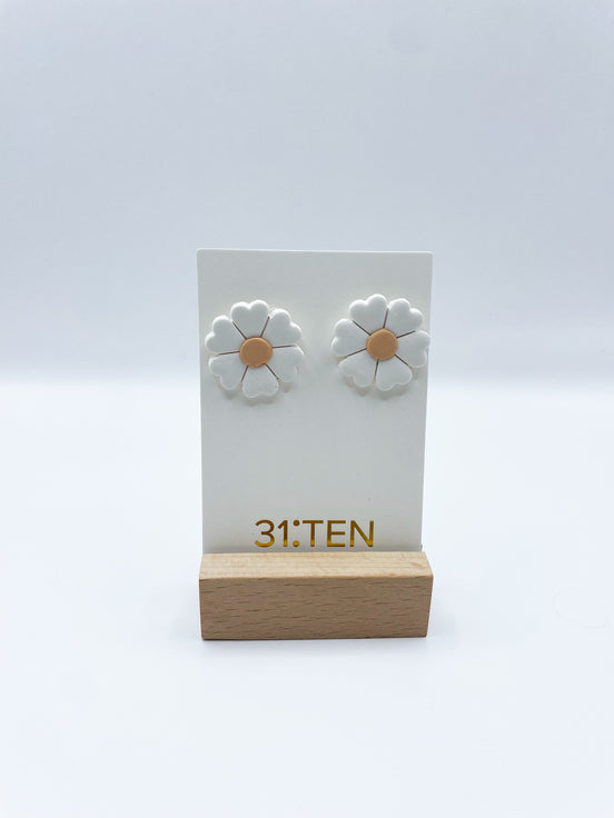 White and Peach Flower Stud
