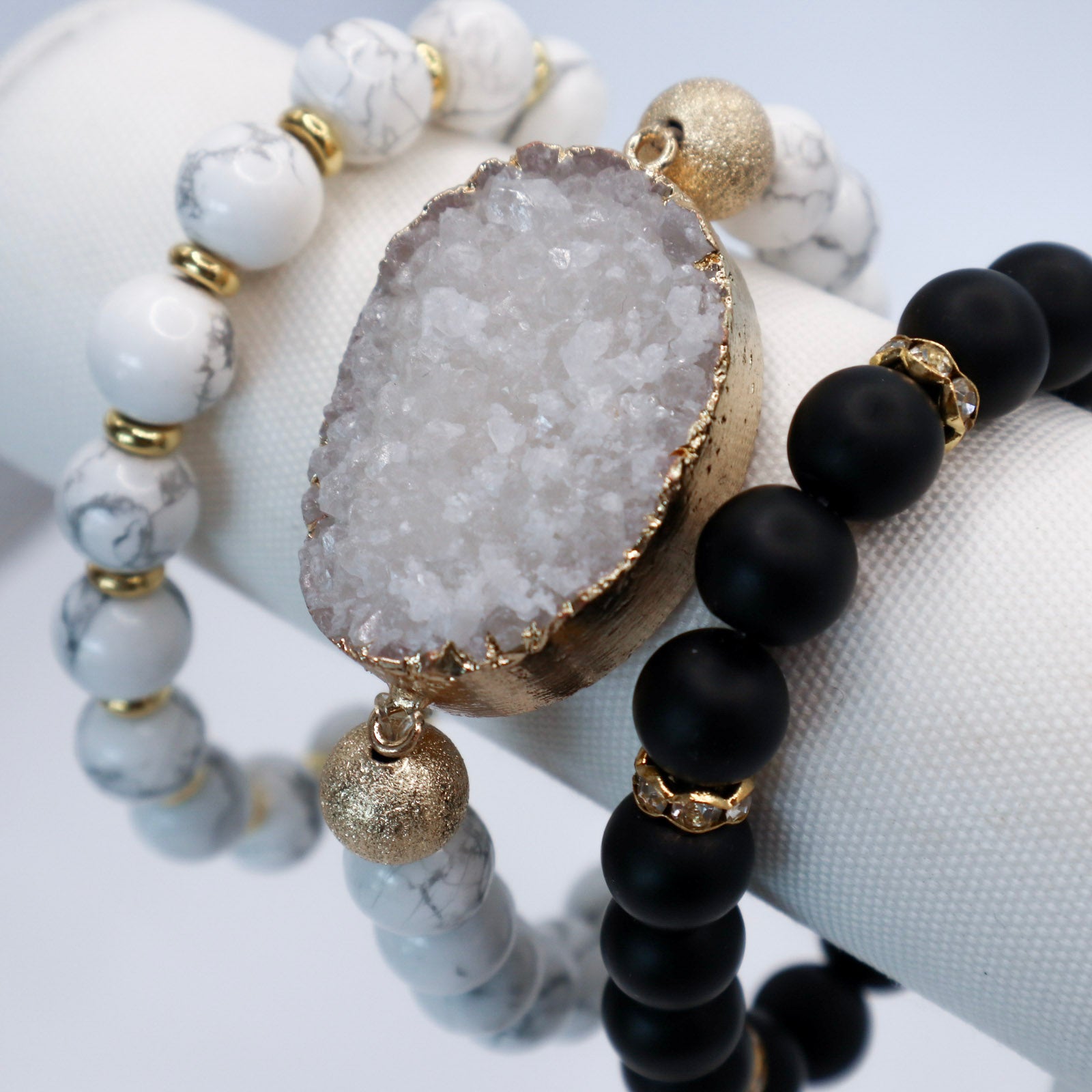 Druzy Quartz and Howlite Stone Bracelet